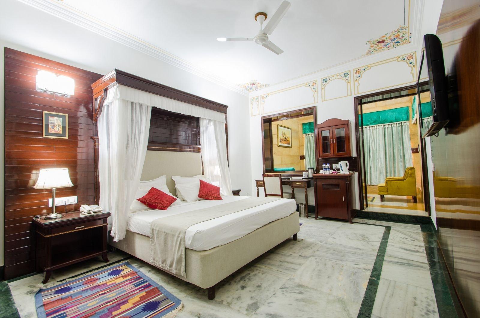 Hotel Rang Mahal Jaisalmer Bagian luar foto