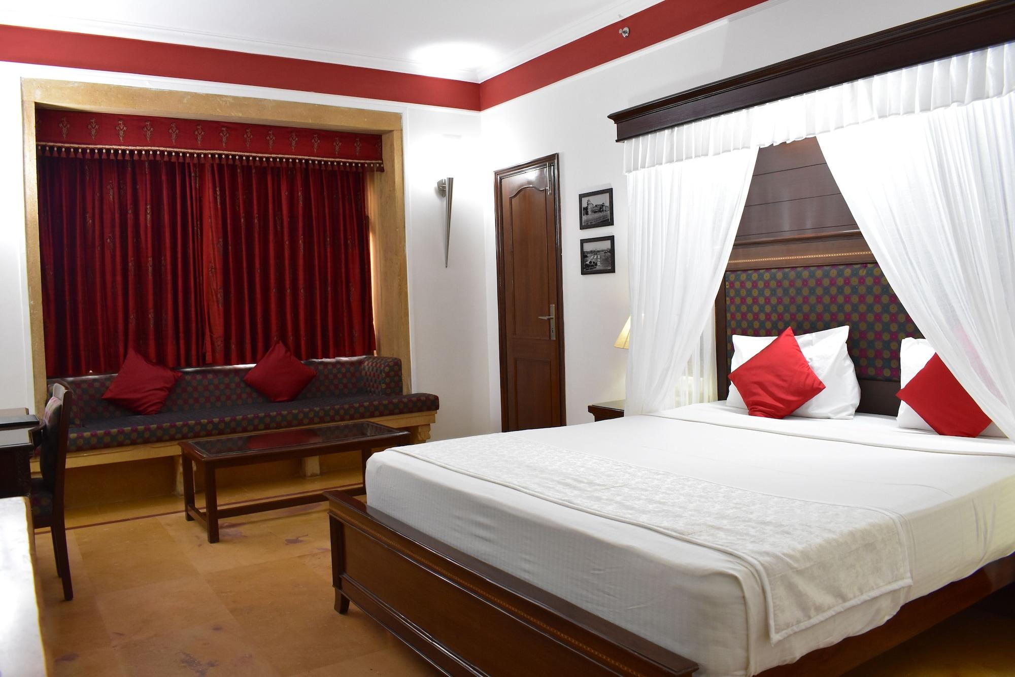 Hotel Rang Mahal Jaisalmer Bagian luar foto