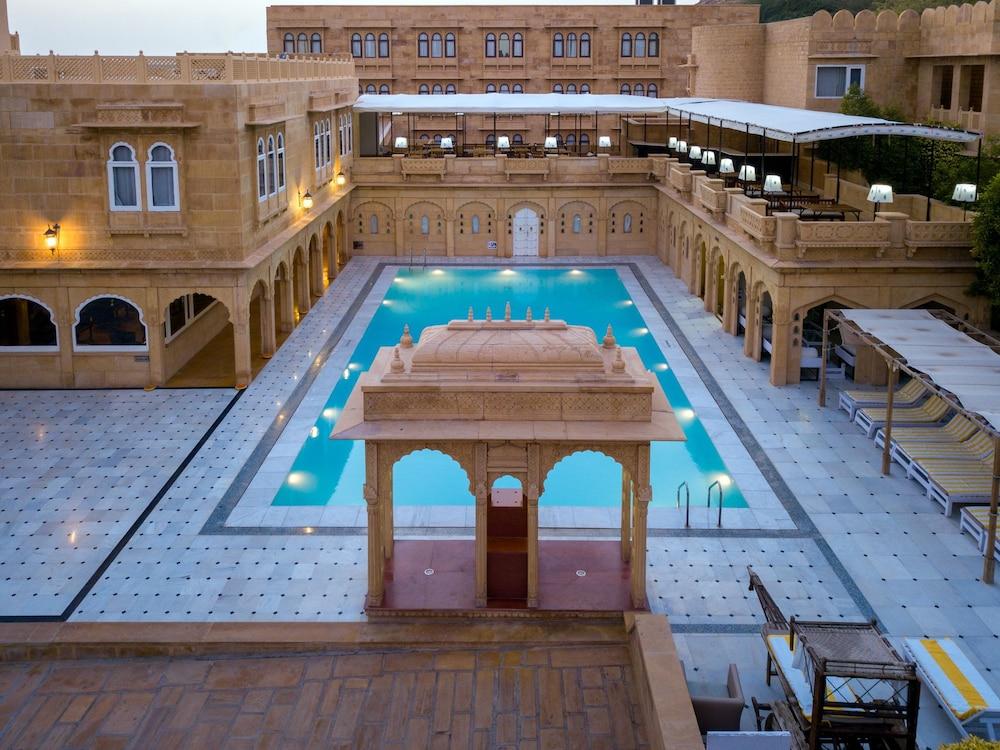 Hotel Rang Mahal Jaisalmer Bagian luar foto