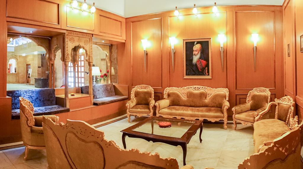 Hotel Rang Mahal Jaisalmer Bagian luar foto