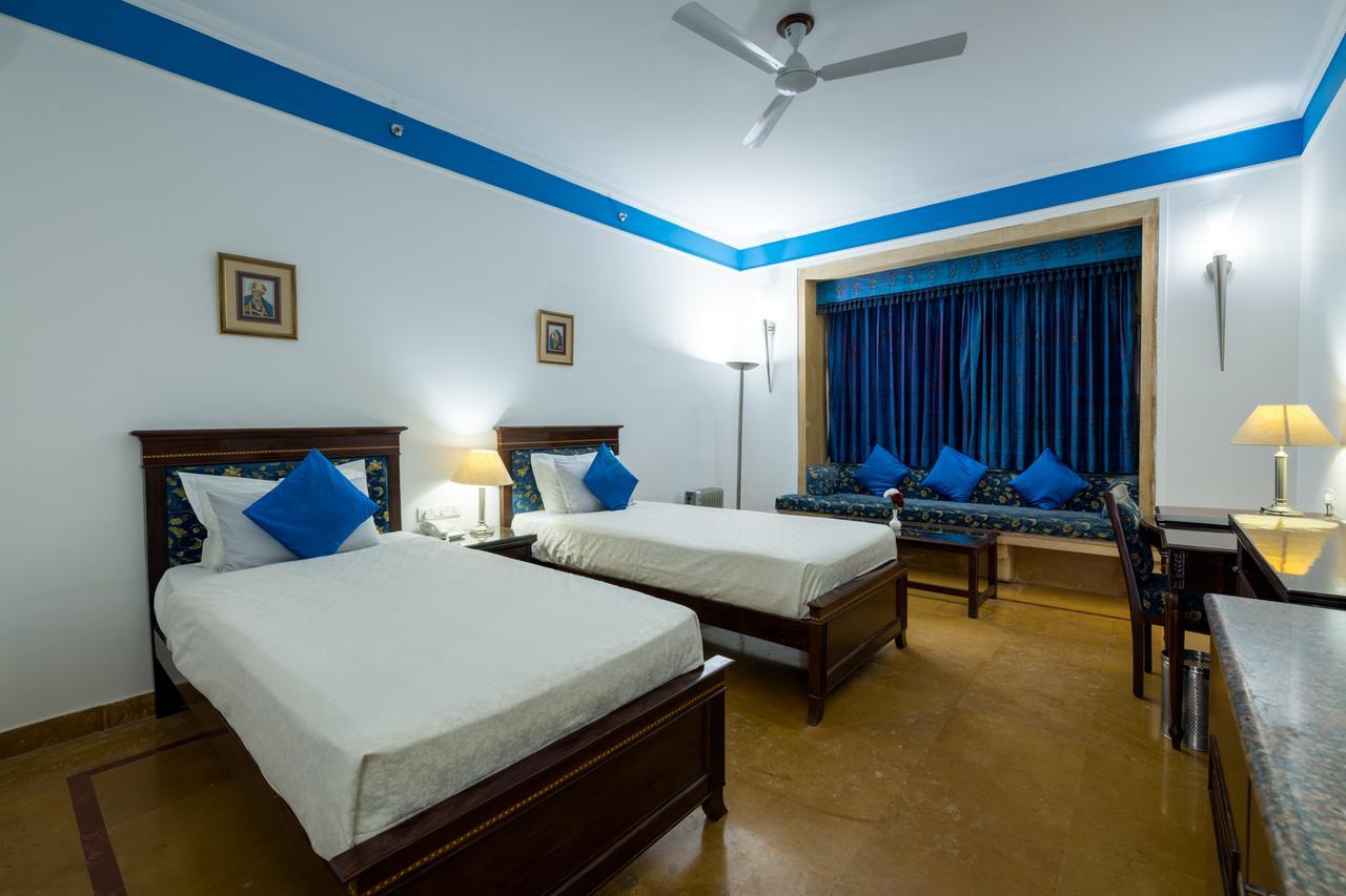 Hotel Rang Mahal Jaisalmer Bagian luar foto