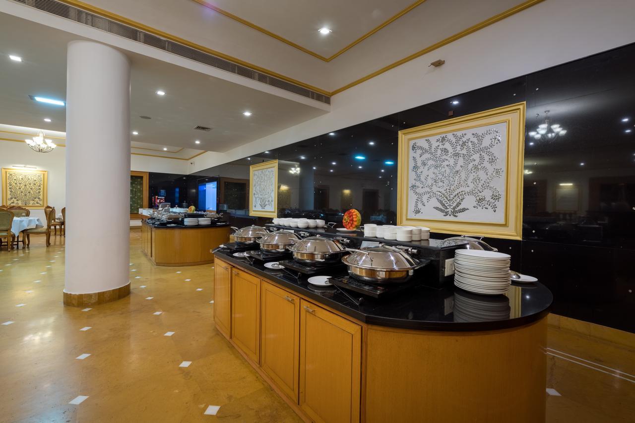 Hotel Rang Mahal Jaisalmer Bagian luar foto