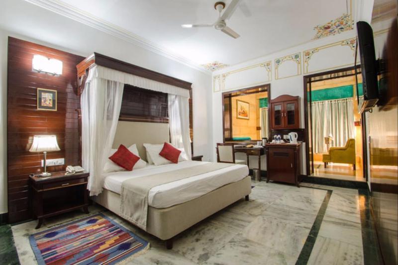 Hotel Rang Mahal Jaisalmer Bagian luar foto