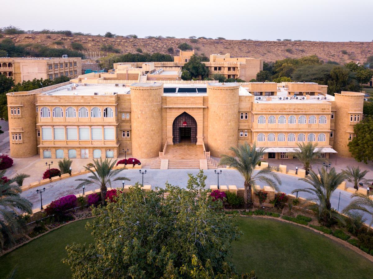 Hotel Rang Mahal Jaisalmer Bagian luar foto