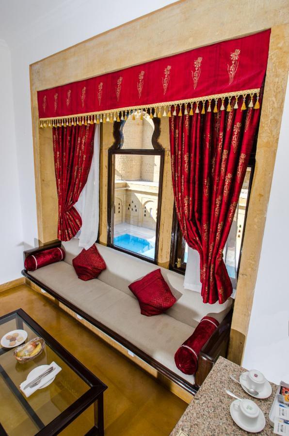 Hotel Rang Mahal Jaisalmer Bagian luar foto